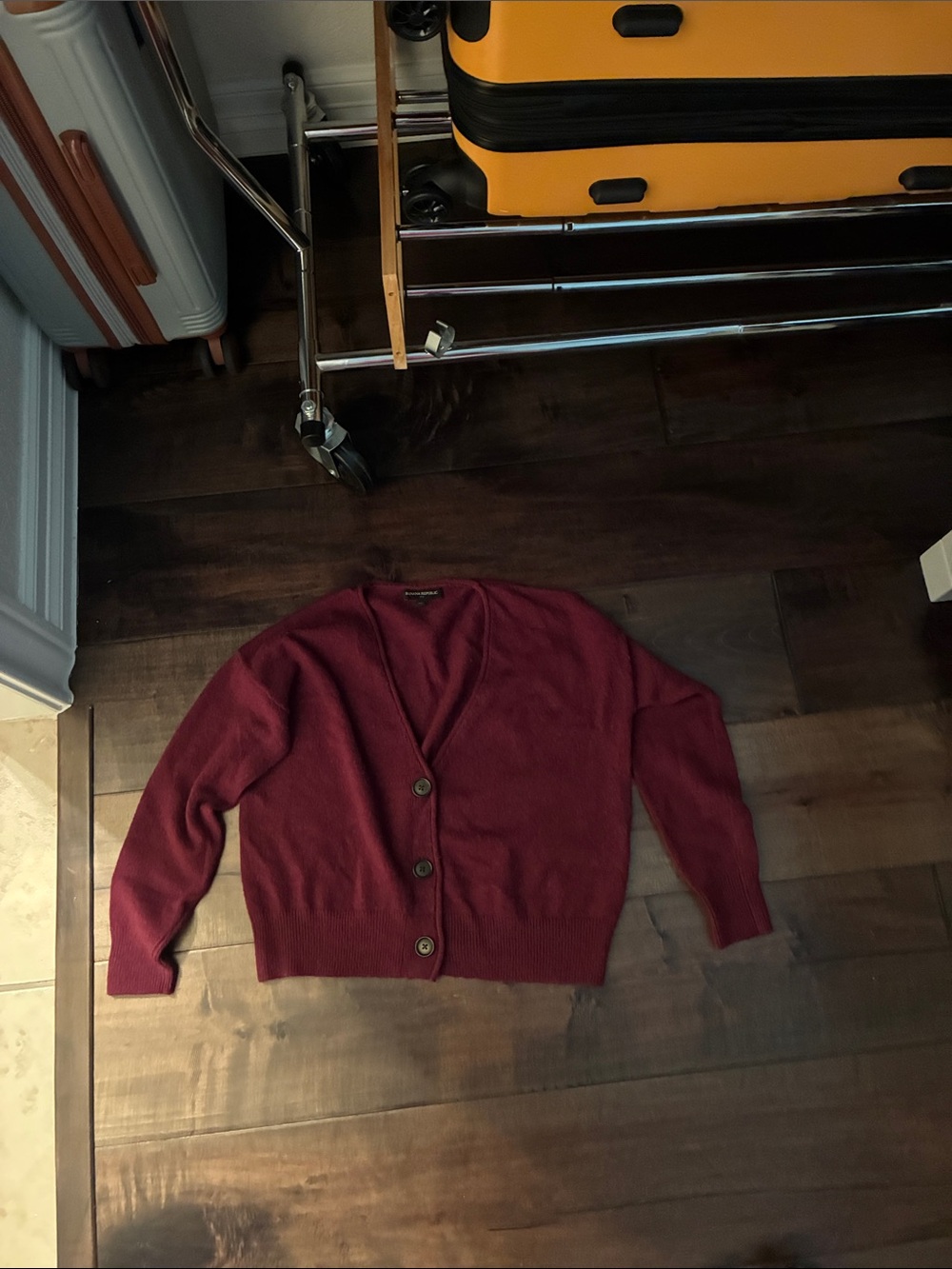Banana Republic Women's V-Neck Button Cardigan - Burgundy